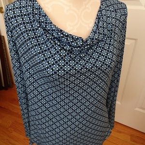 Ladies Size Medium Blue L. Sleeve Knit Top